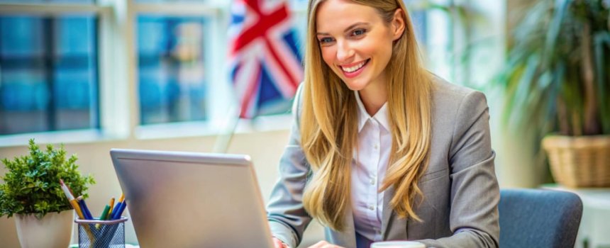 Accountants London: Services, Costs, Benefits, Risks, and Alternatives